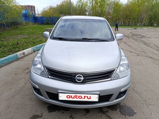 2013 Nissan Tiida I Рестайлинг, серый, 720000 рублей, вид 3