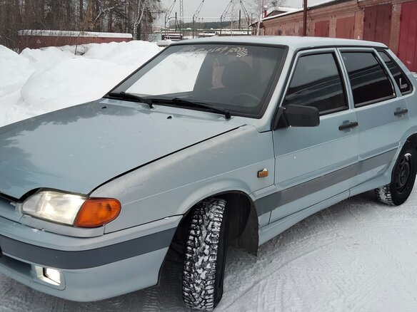 2005 Lada (ВАЗ) 2115, серебристый, 220000 рублей - вид 2