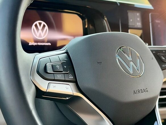 2025 Volkswagen Multivan Long T7, чёрный - вид 16