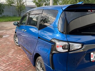 2016 Toyota Sienta II, синий, 1150000 рублей, вид 5