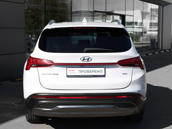 2021 Hyundai Santa Fe IV Рестайлинг, белый, 2998000 рублей - вид 5