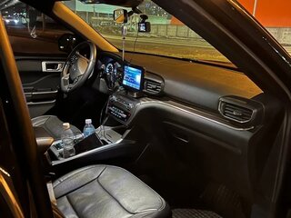 2019 Ford Explorer VI, чёрный, 3500000 рублей, вид 5