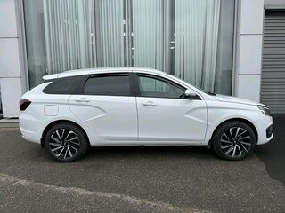 2024 Lada (ВАЗ) Vesta SW I Рестайлинг (NG), белый, 1290000 рублей, вид 4