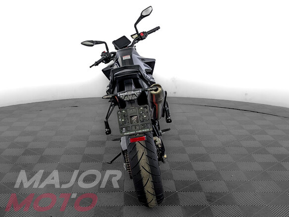 2026 KTM 790 Duke, чёрный, 1150000 рублей - вид 6