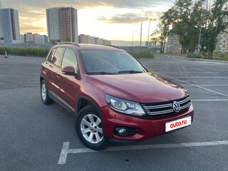 2012 Volkswagen Tiguan I Рестайлинг, красный, 1100000 рублей, вид 3