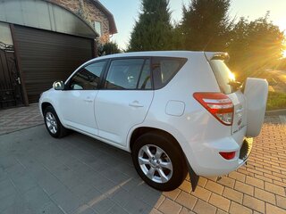 2011 Toyota RAV4 III (XA30) Рестайлинг, белый, 1470000 рублей, вид 4