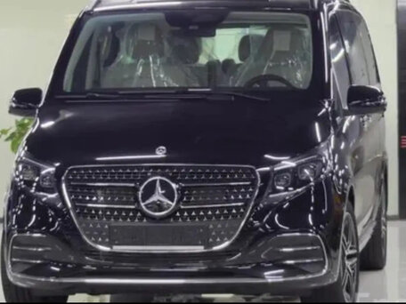 2025 Mercedes-Benz V-Класс Long 300 d длинный III (W447) Рестайлинг 2, чёрный, 14697169 рублей, вид 1