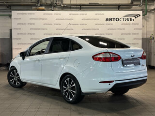2015 Ford Fiesta Mk6 Рестайлинг, белый, 569000 рублей, вид 3