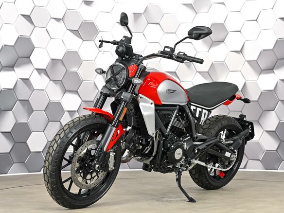 2024 Ducati Scrambler 800, красный, 999000 рублей - вид 1