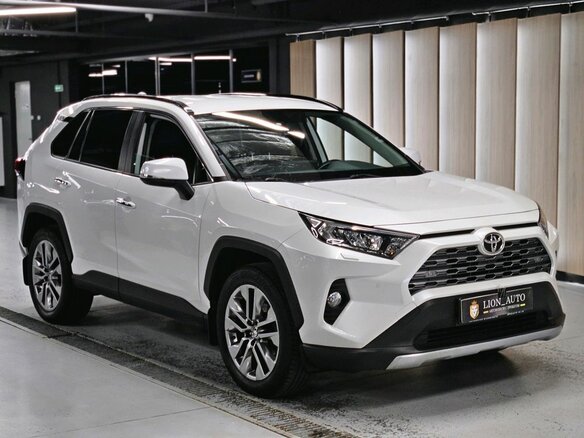 2019 Toyota RAV4 V (XA50), белый - вид 9