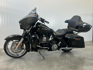 2015 Harley-Davidson CVO Street Glide, чёрный, 1399000 рублей, вид 5