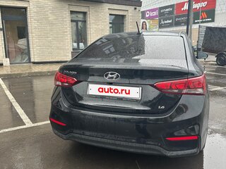 2017 Hyundai Solaris II, чёрный, 1100000 рублей, вид 3