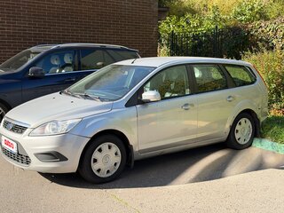 2010 Ford Focus II Рестайлинг, серебристый, 399000 рублей, вид 3