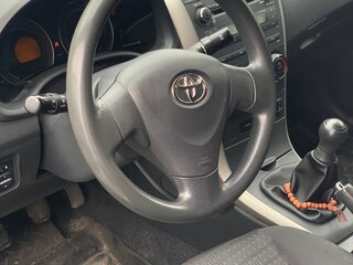 2008 Toyota Corolla X (E140, E150), серебристый, 610000 рублей, вид 4