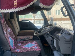 1997 Isuzu Elf (N-series), белый, 1480000 рублей, вид 2