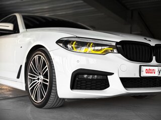 2018 BMW 5 серии 530i VII (G30/G31/G38), белый, 2799000 рублей, вид 4