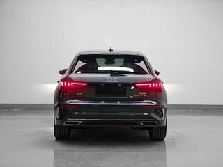 2023 Audi A3 Sportback 35 TFSI IV (8Y), зелёный, 1780000 рублей, вид 5