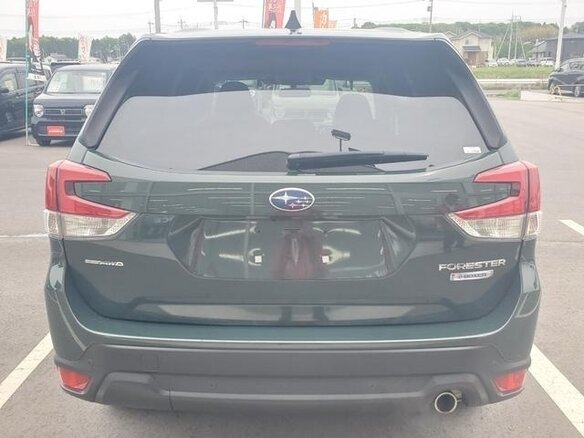 2023 Subaru Forester V Рестайлинг, зелёный, 2350000 рублей - вид 5