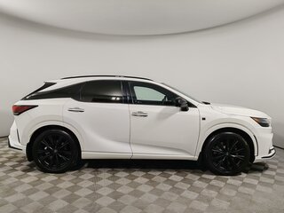 2023 Lexus RX 500h V, белый, 8949000 рублей, вид 4
