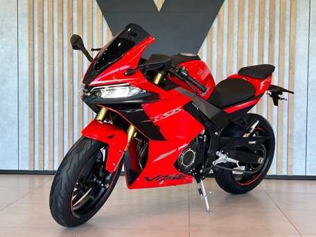 2026 Voge 525RR, красный, 577000 рублей, вид 1