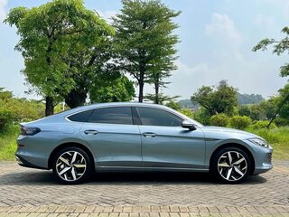 2023 Volkswagen Lamando L II, голубой, 1850000 рублей, вид 4