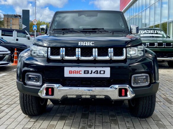 2026 BAIC BJ40 I Рестайлинг, чёрный, 4049000 рублей - вид 2