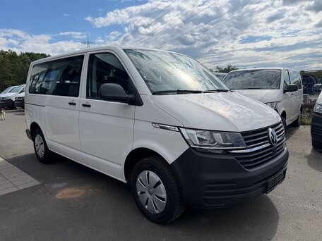 2022 Volkswagen Caravelle T6 Рестайлинг, белый, 2930000 рублей, вид 1