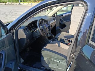 2020 Volkswagen Tiguan II, чёрный, 2700000 рублей, вид 4
