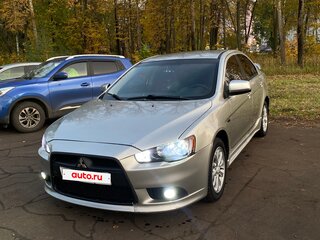 2014 Mitsubishi Lancer X Рестайлинг, серебристый, 990000 рублей, вид 2