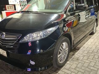 2006 Honda Elysion I, чёрный, 900000 рублей, вид 1