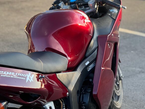 1998 Honda CBR 1100 XX, красный, 480000 рублей - вид 1