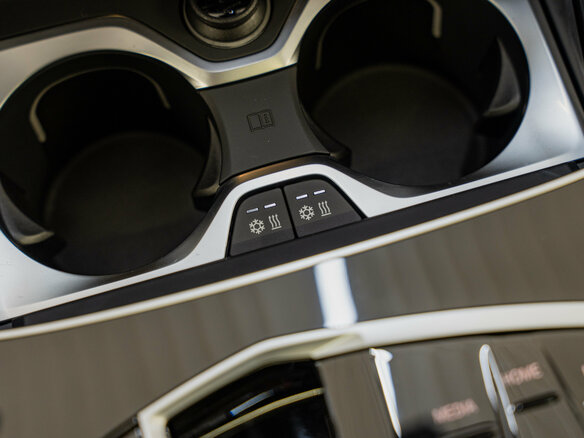 2025 BMW X6 40i III (G06) Рестайлинг, синий, 14590000 рублей - вид 28