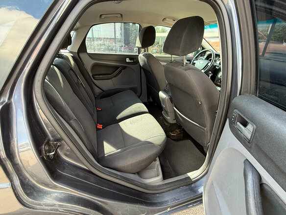2008 Ford Focus II Рестайлинг, серый, 385000 рублей - вид 10