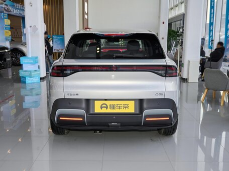 2026 Changan Qiyuan Q05 51.9 kWh II, серебристый, 2321000 рублей, вид 5