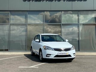 2011 Kia Ceed I Рестайлинг, белый, 505000 рублей, вид 2
