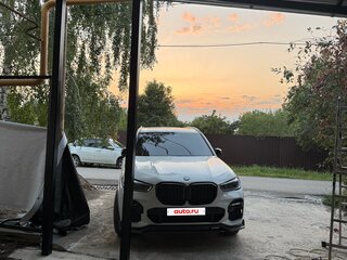 2022 BMW X5 40i IV (G05/G18), белый, 6600000 рублей, вид 3