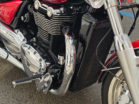 2013 Triumph Thunderbird 1600, красный, 1150000 рублей - вид 10