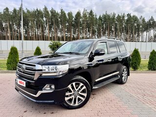 2015 Toyota Land Cruiser 200 Series Рестайлинг 2, чёрный, 4370000 рублей, вид 4