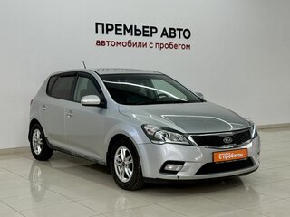 2010 Kia Ceed I Рестайлинг, серебристый, 520000 рублей, вид 3