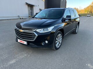 2020 Chevrolet Traverse II, чёрный, 2600000 рублей, вид 1