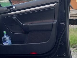 2010 Volkswagen Jetta V, чёрный, 800000 рублей, вид 2