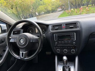2013 Volkswagen Jetta VI, серый, 850000 рублей, вид 4