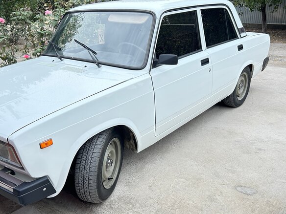 2006 Lada (ВАЗ) 2107, белый, 210000 рублей