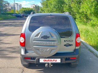 2010 Chevrolet Niva I Рестайлинг, серый, 580000 рублей, вид 3