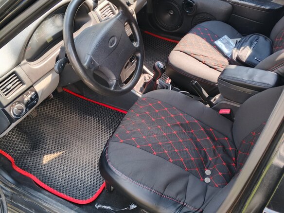 2011 Lada (ВАЗ) Priora I, чёрный, 225000 рублей - вид 5