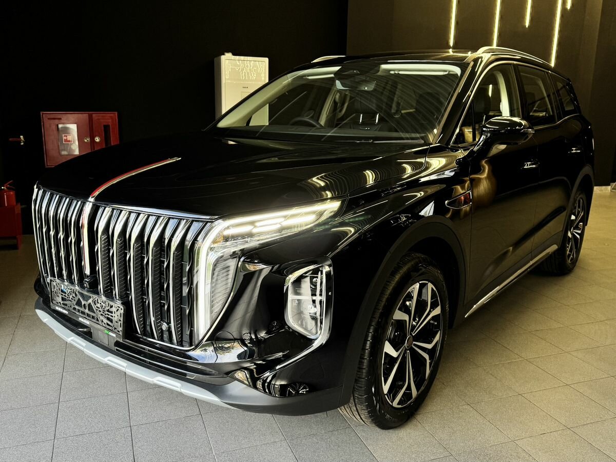 Открыть фотографии: Hongqi HS7 II