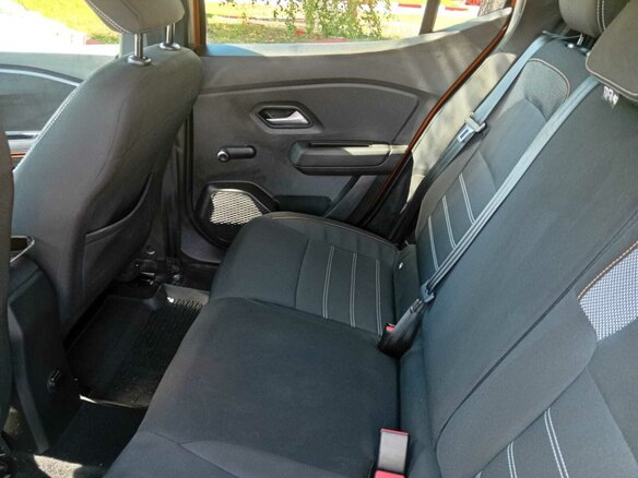 2022 Dacia Sandero Stepway III Рестайлинг, коричневый, 1323000 рублей - вид 31
