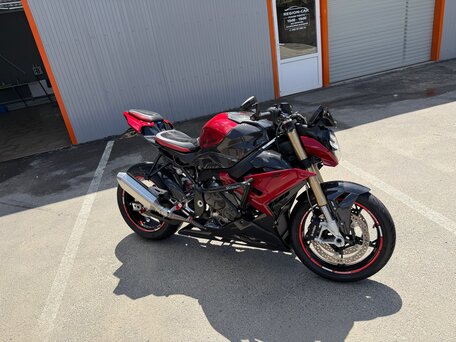 2024 BMW S 1000 R, красный, 1899999 рублей, вид 3