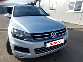 2011 Volkswagen Touareg II, серебристый, 2800000 рублей, вид 3