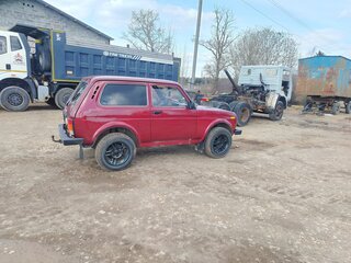 2018 Lada (ВАЗ) 2121 (4x4) I Рестайлинг, красный, 580000 рублей, вид 4